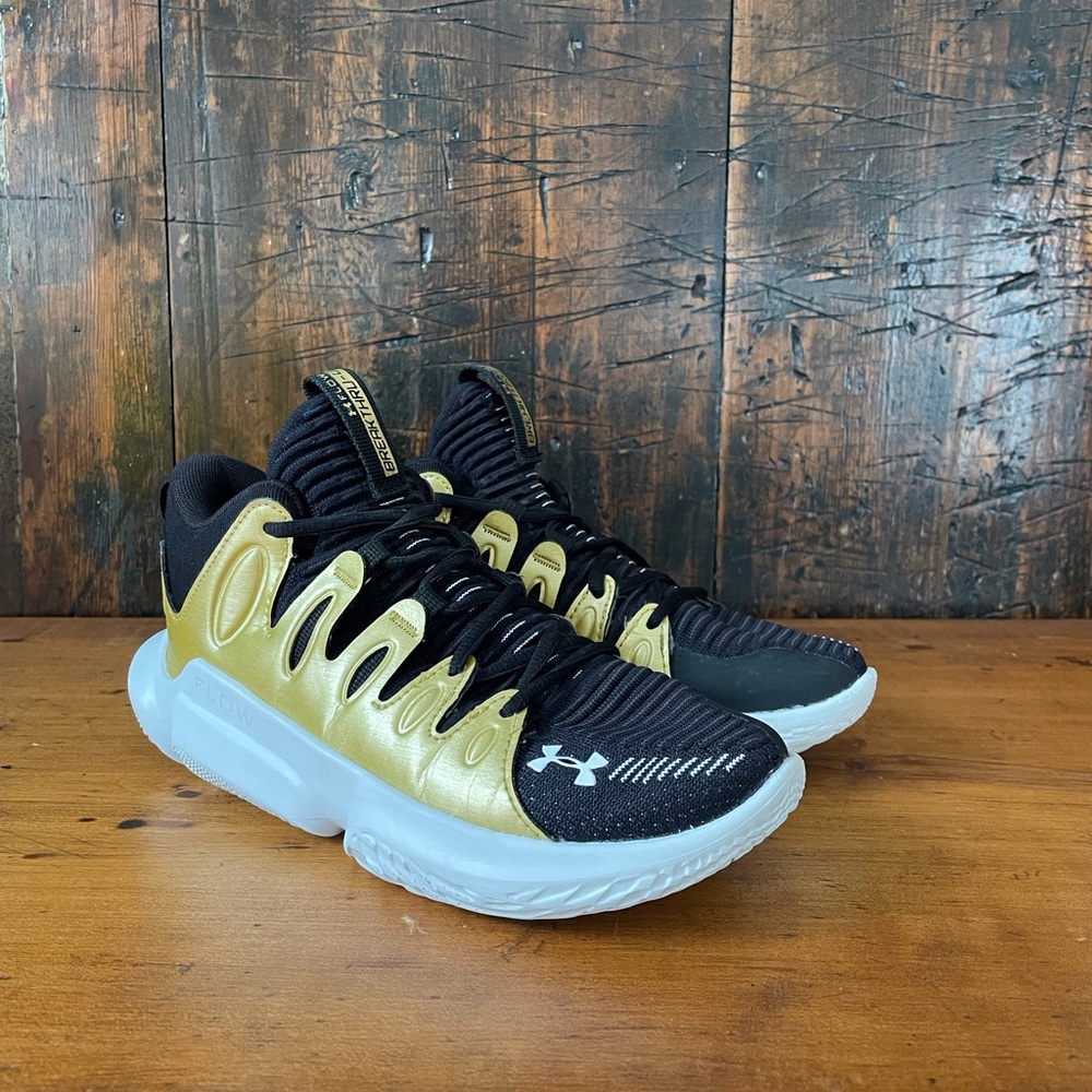 Under Armour Flow Breakthru 4 Black Metallic Gold Women’s Size 7